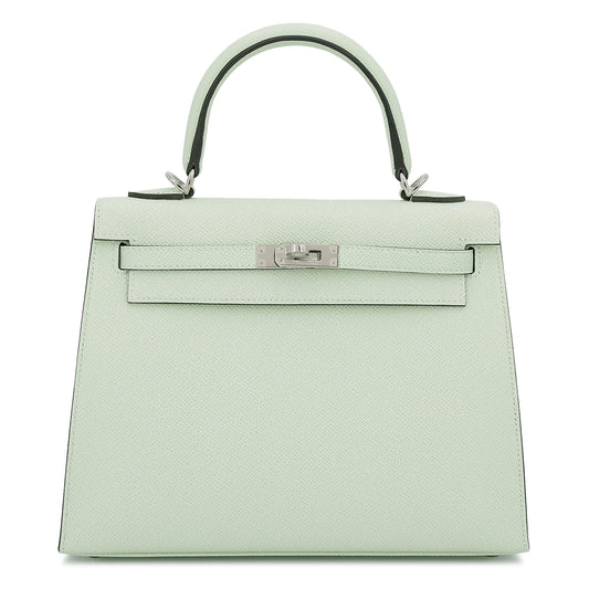 HERMÈS KELLY 25 SELLIER HANDBAG IN VERT FIZZ